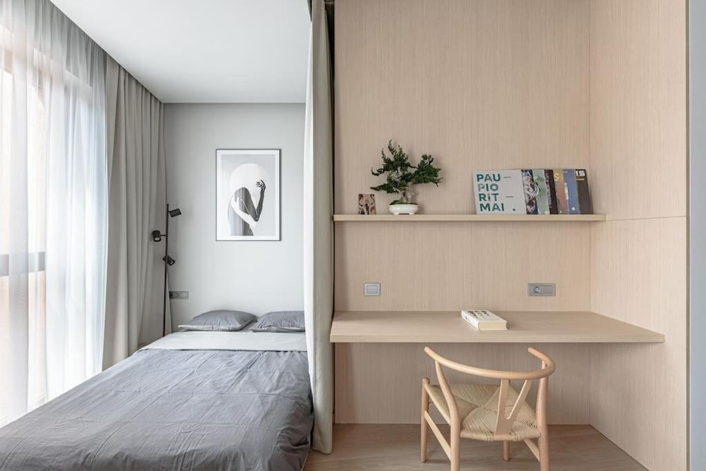 Apartamento Cozy Japanese Oasis With Balcony, Gramophone, Netflix Vilna Exterior foto
