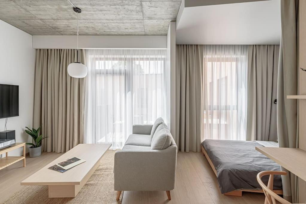Apartamento Cozy Japanese Oasis With Balcony, Gramophone, Netflix Vilna Exterior foto