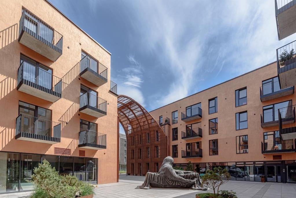 Apartamento Cozy Japanese Oasis With Balcony, Gramophone, Netflix Vilna Exterior foto
